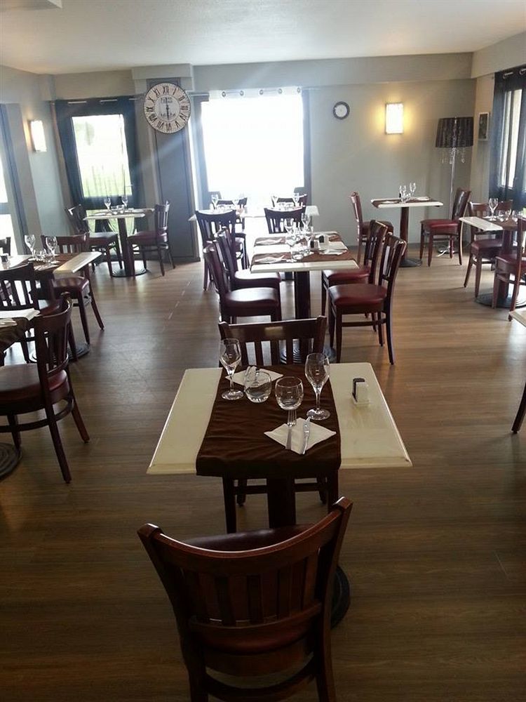 Hôtel Inn Design Resto Novo Châteaubriant Esterno foto