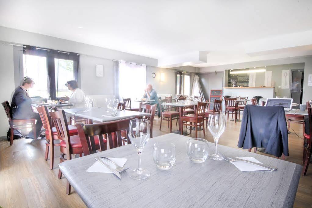Hôtel Inn Design Resto Novo Châteaubriant Esterno foto
